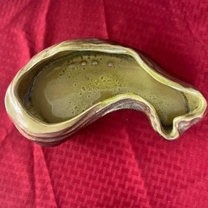 Beautiful Vintage Hall USA Potery Dish